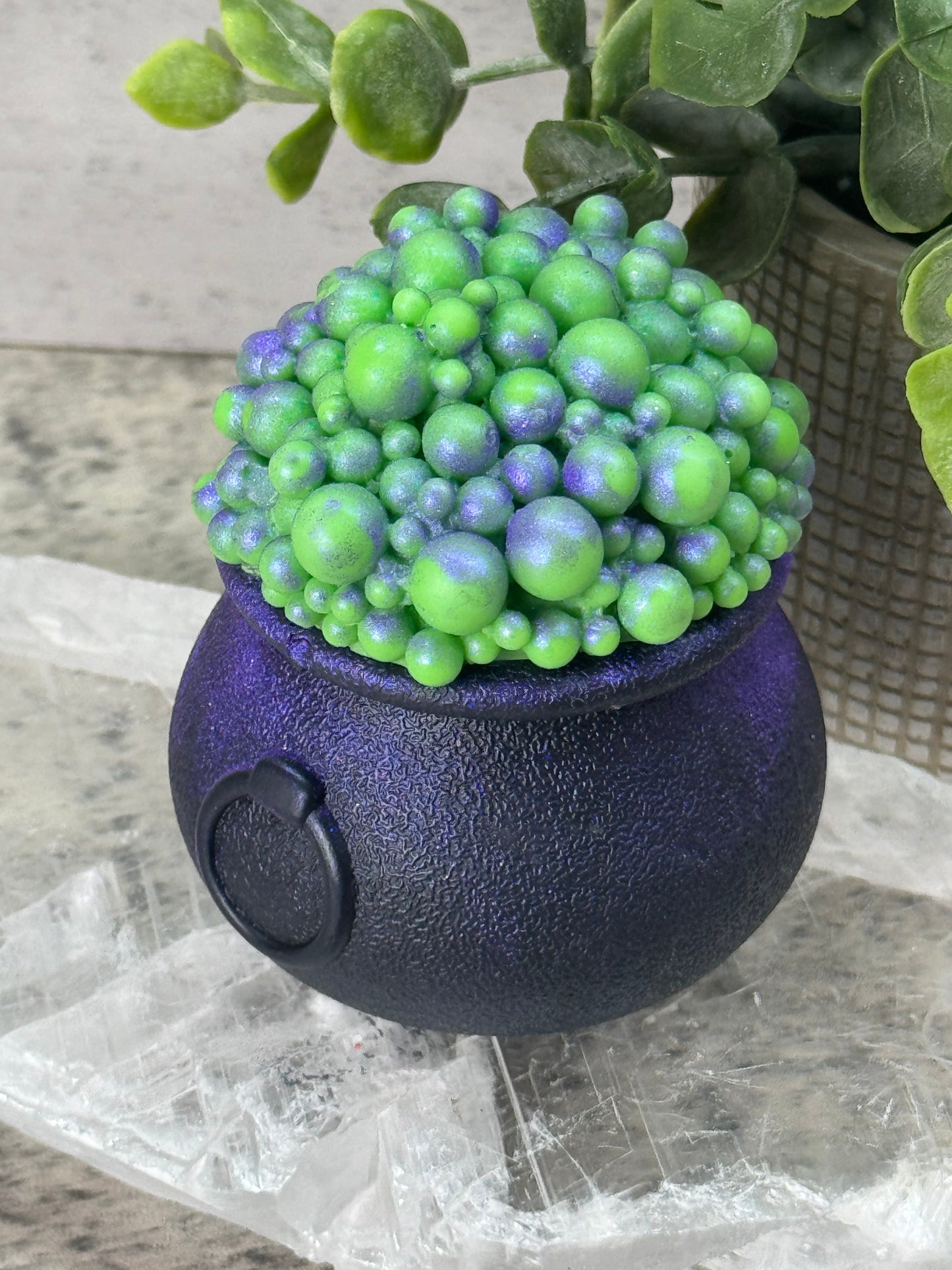 Mystery Crystal Cauldron -Wax Melt