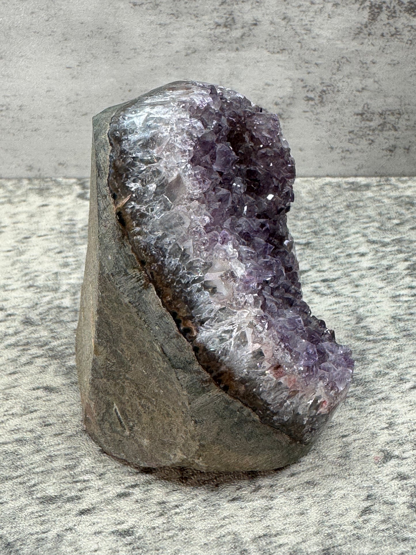 Amethyst Cut Base
