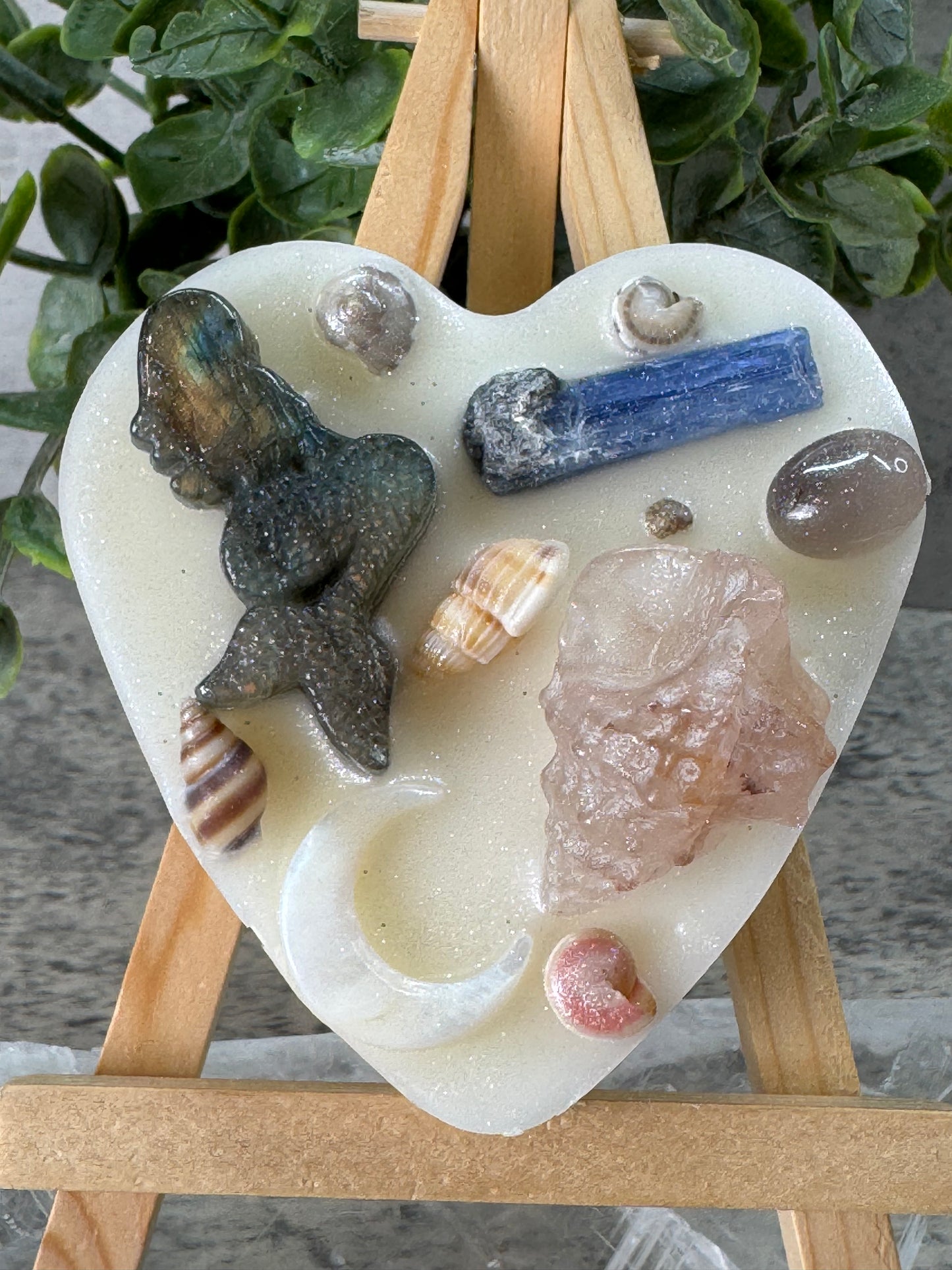 Decorated Heart Shape Slabs